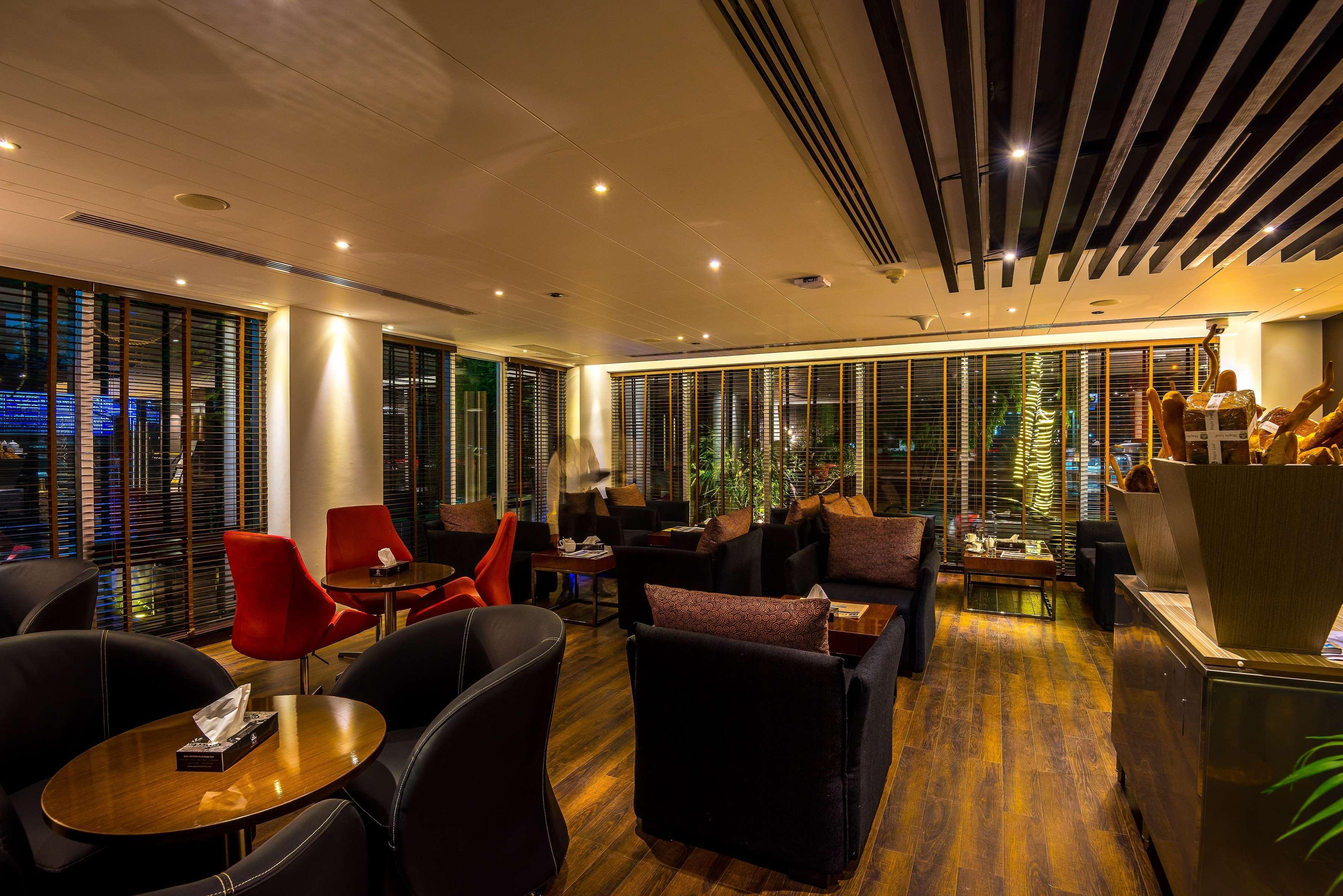 Best Western Plus Maple Leaf Dhaka Exterior photo